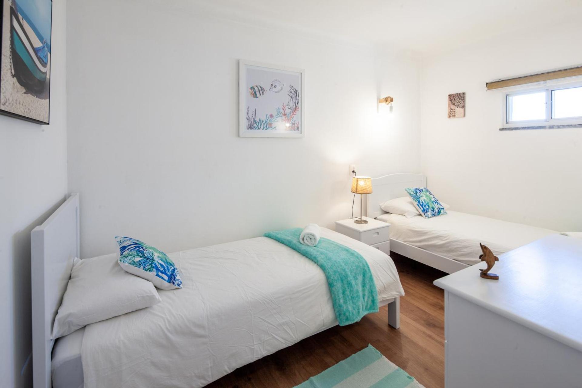 Silver Coast Apartments Tulip Atouguia Da Baleia Bagian luar foto